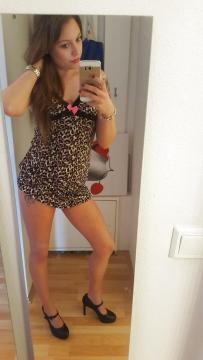 Tattooedgirl uit Zuid-Holland,Nederland